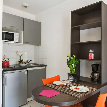 Apartmanhotel Appart'city Classic Vaise St Cyr 2*