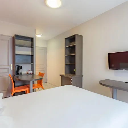 Apartmanhotel Appart'city Classic Vaise St Cyr